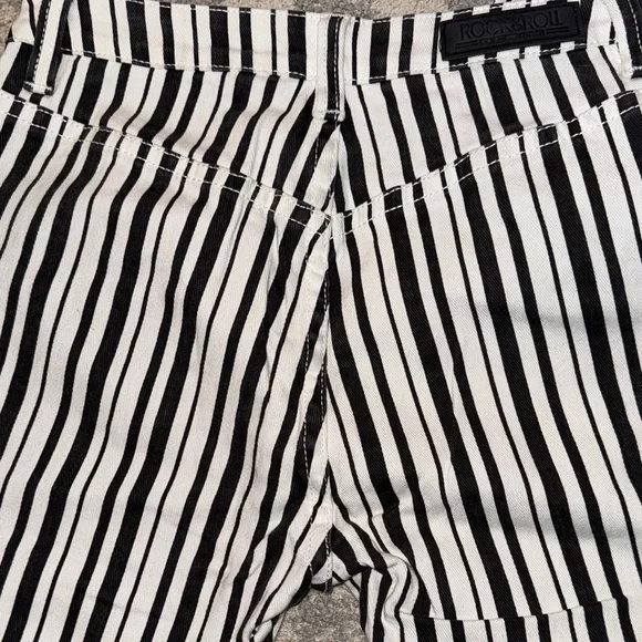 Rock & Roll Cowgirl Black and White Striped Jeans - Picture 4 of 6